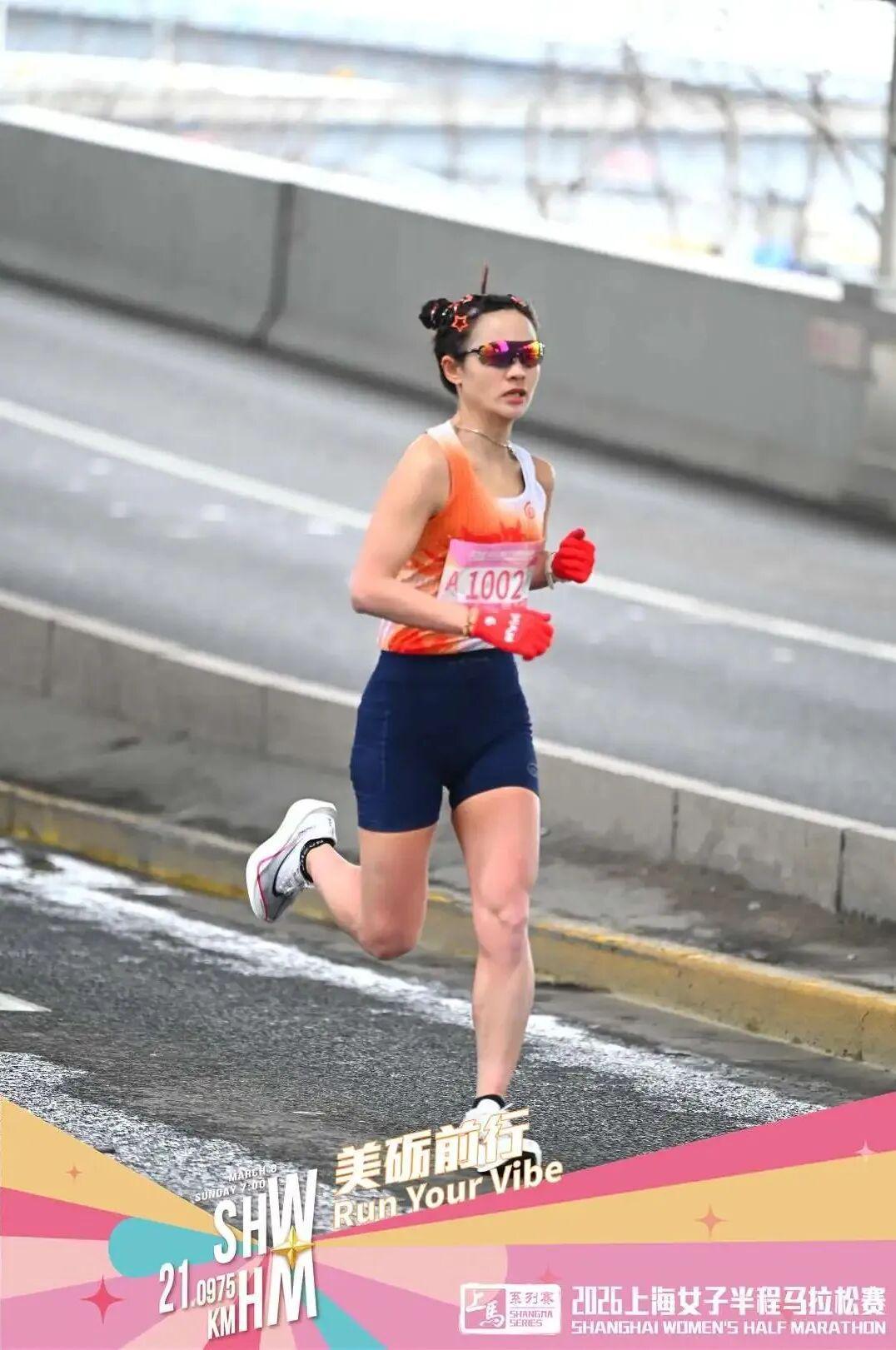 芒果体育在线登入-Sub132的八名女跑者，定义上海女子半马的她力量